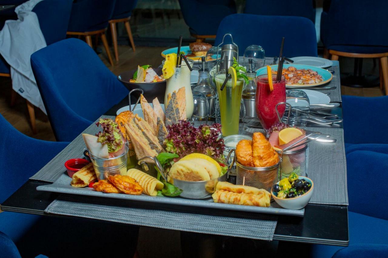 SBN Suite Hôtel Tanger Ngoại thất bức ảnh